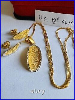 22C 22K Solid 916 Real Gold Dubai Triangle Shape Earring Necklace 18 Long 9.1g