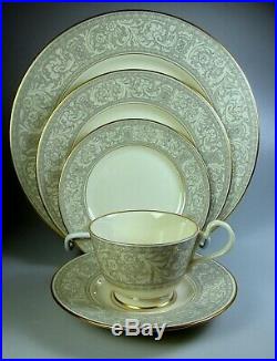 Franciscan Renaissance Grey (20 Piece Set) 4 Place Settings Gold Trim, Perfect