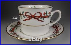 Royal Worcester Holly Ribbons 5 Piece Place Setting Settings England Perfect