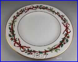 Royal Worcester Holly Ribbons 5 Piece Place Setting Settings England Perfect