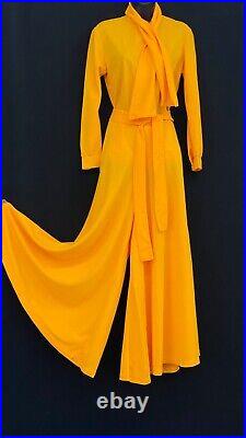 Vintage 1970s gold pantsuit set, yellow bodysuit blouse palazzo wide leg pants L